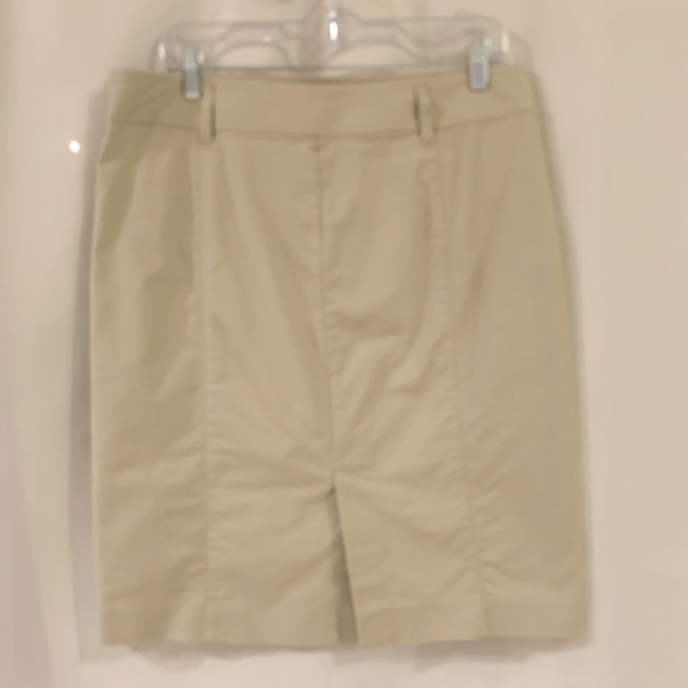 Ann Taylor Khaki Skirt - Picture 4 of 5